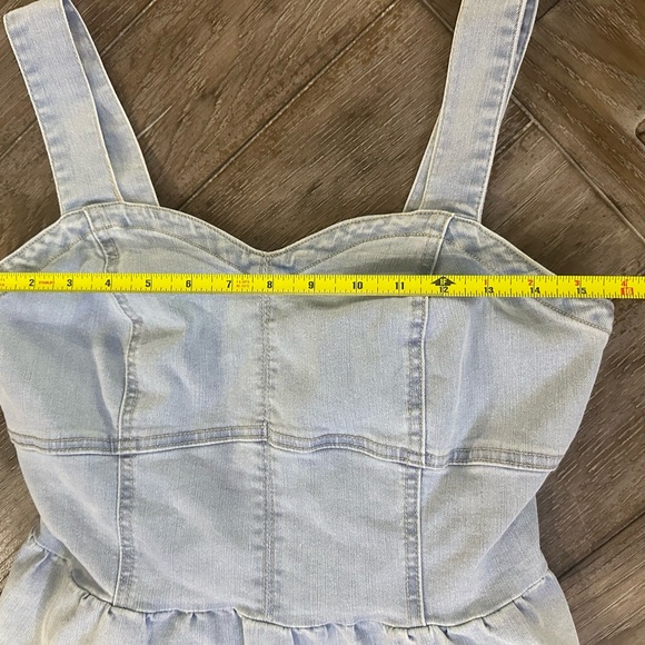 Jessica Simpson Light Blue Denim Top - Picture 11 of 12